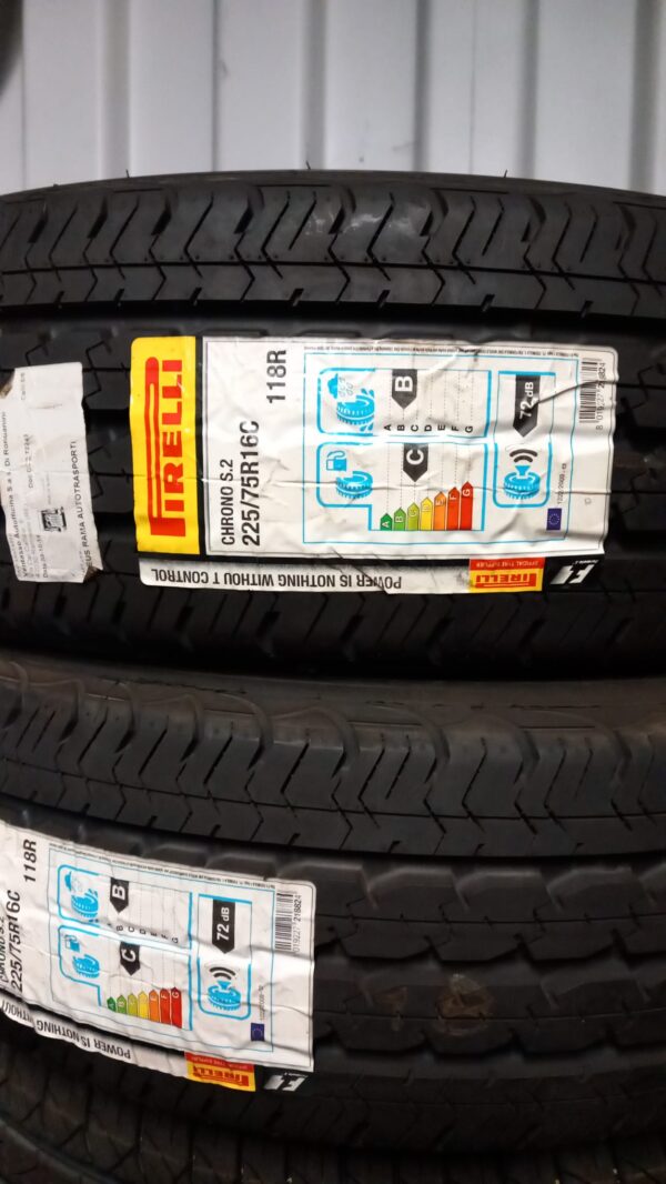 PNEUMATICI AUTO PIRELLI 225/75 R16C 118R