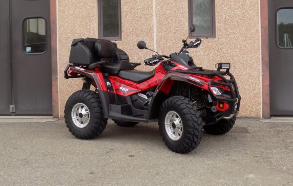 CAN-AM OUTLANDER MAX 650